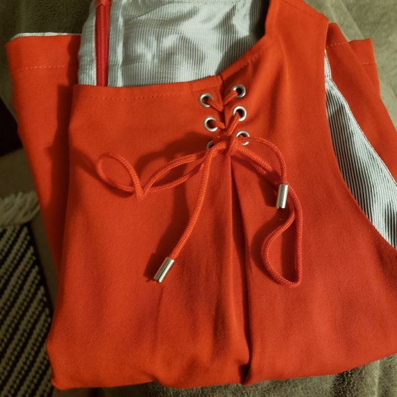 Apart dress - Picture 3 of 9